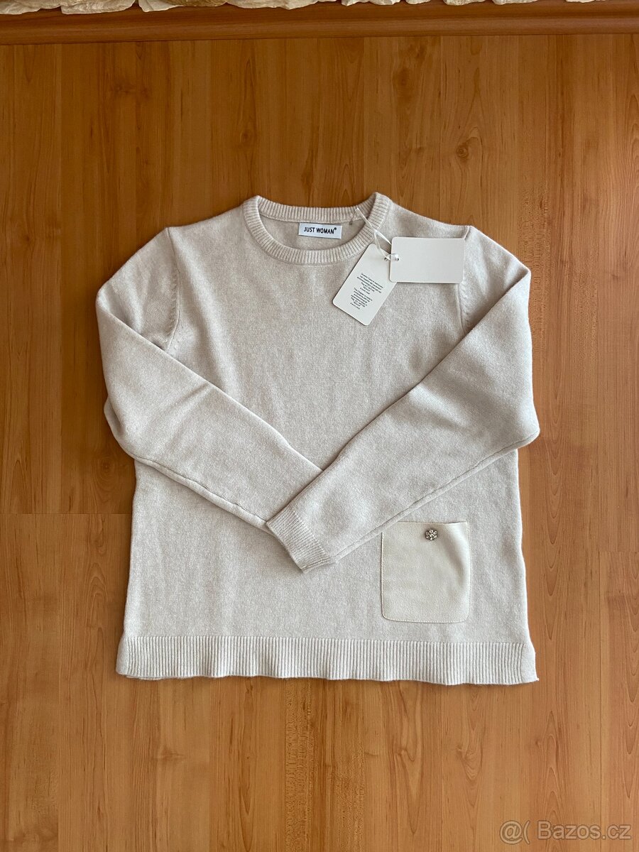 Luxusní dámský béžový svetr s krystal květem - vel. M - 2