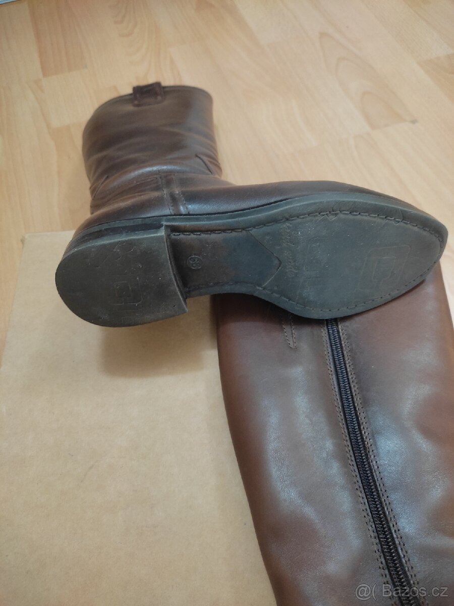 Dámské kozačky Baťa, vel. 36 - 2