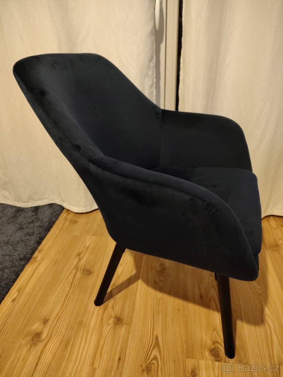 Modré semišové křeslo Jysk - 2