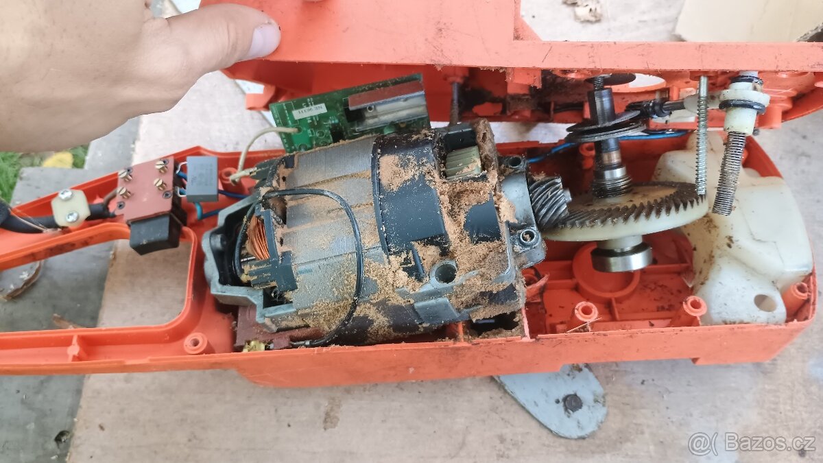 Elektrická řetězová pila Husqvarna ND - 2