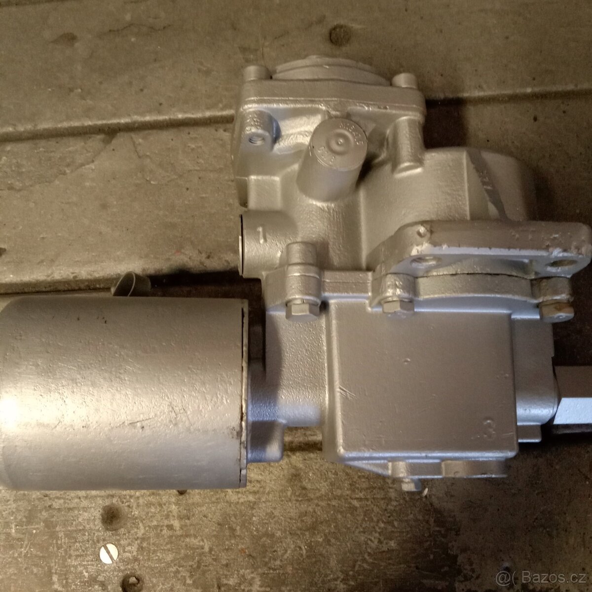 PÍSKOVÁNÍ DROBNÝCH DÍLŮ - 2