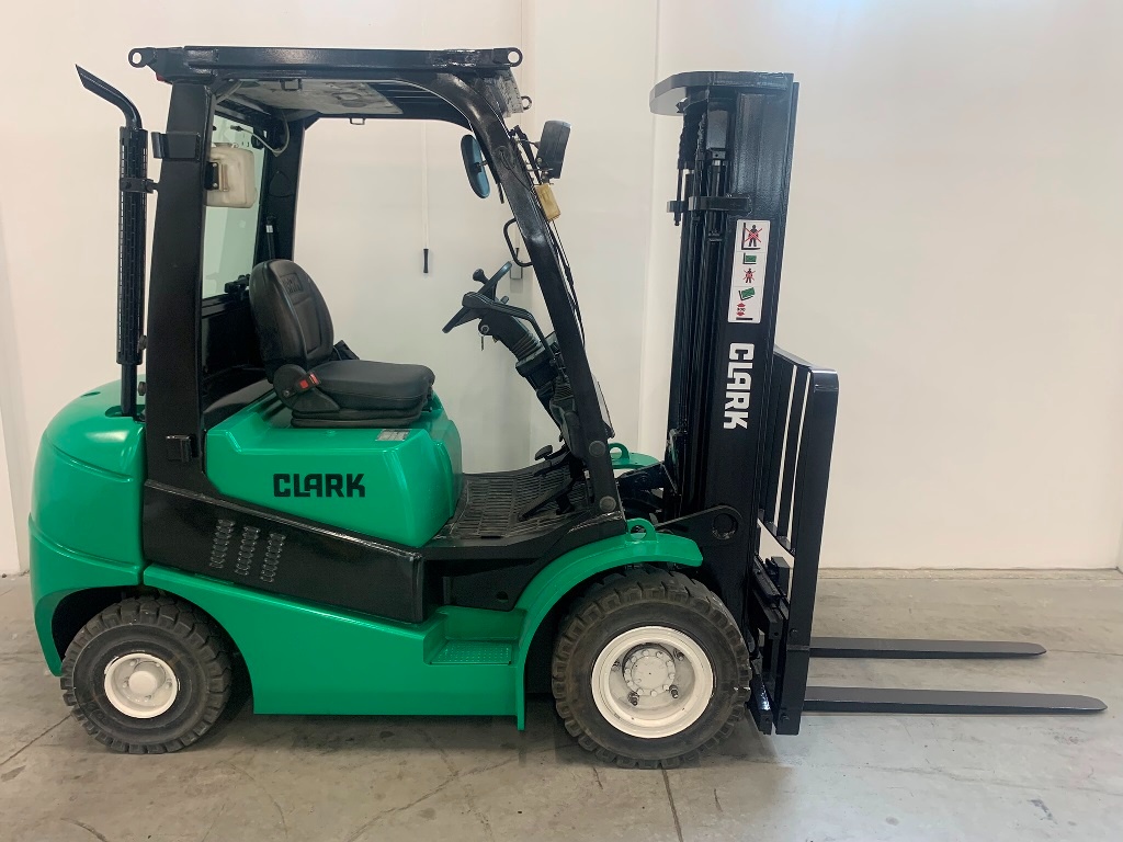 CLARK C25D vysokozdvižný vozík (01058) - 2