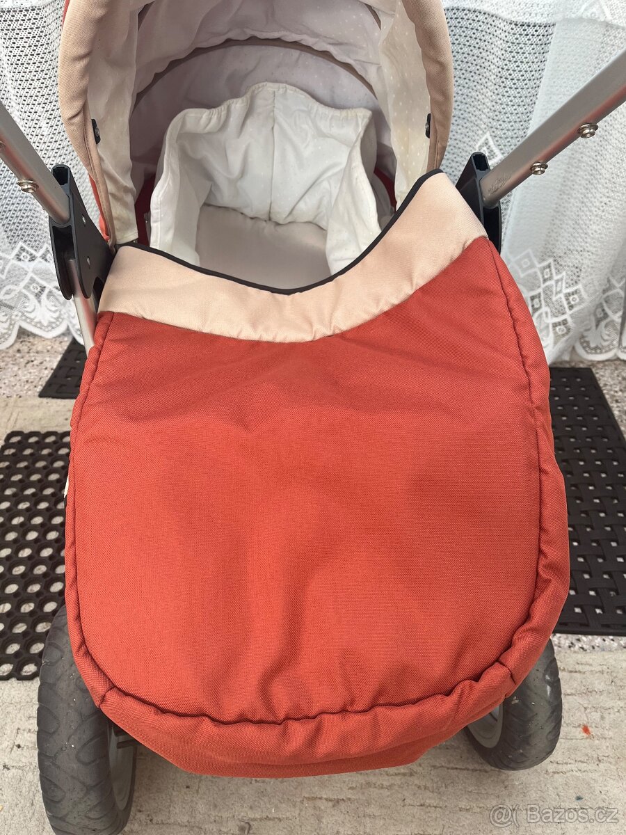 Dětský kočárek - 2
