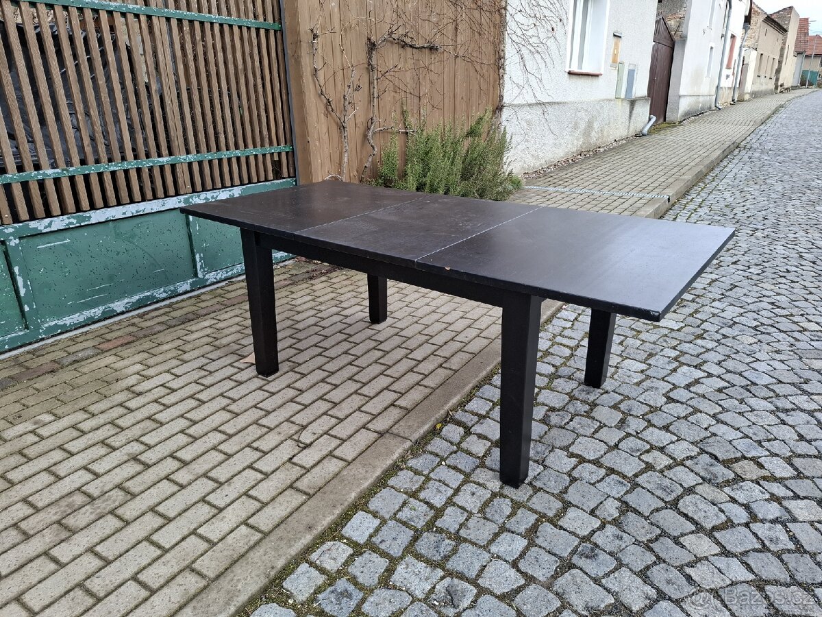 Rozkládací jídelní stůl - 2
