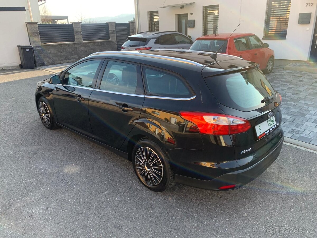 Ford Focus III combi 1.6 (BENZÍN),r.v.2012 Duratec, automat - 2