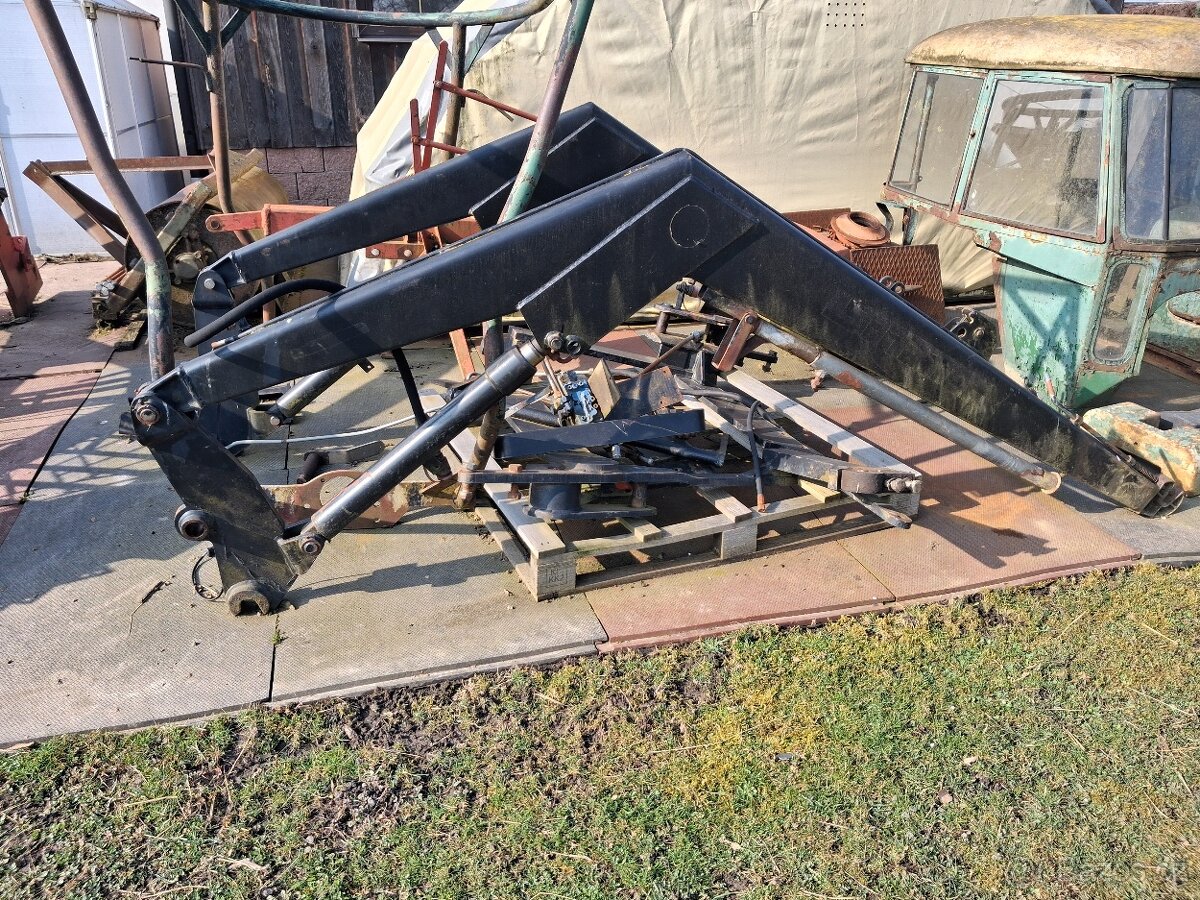 čelní nakladač Zetor - 2