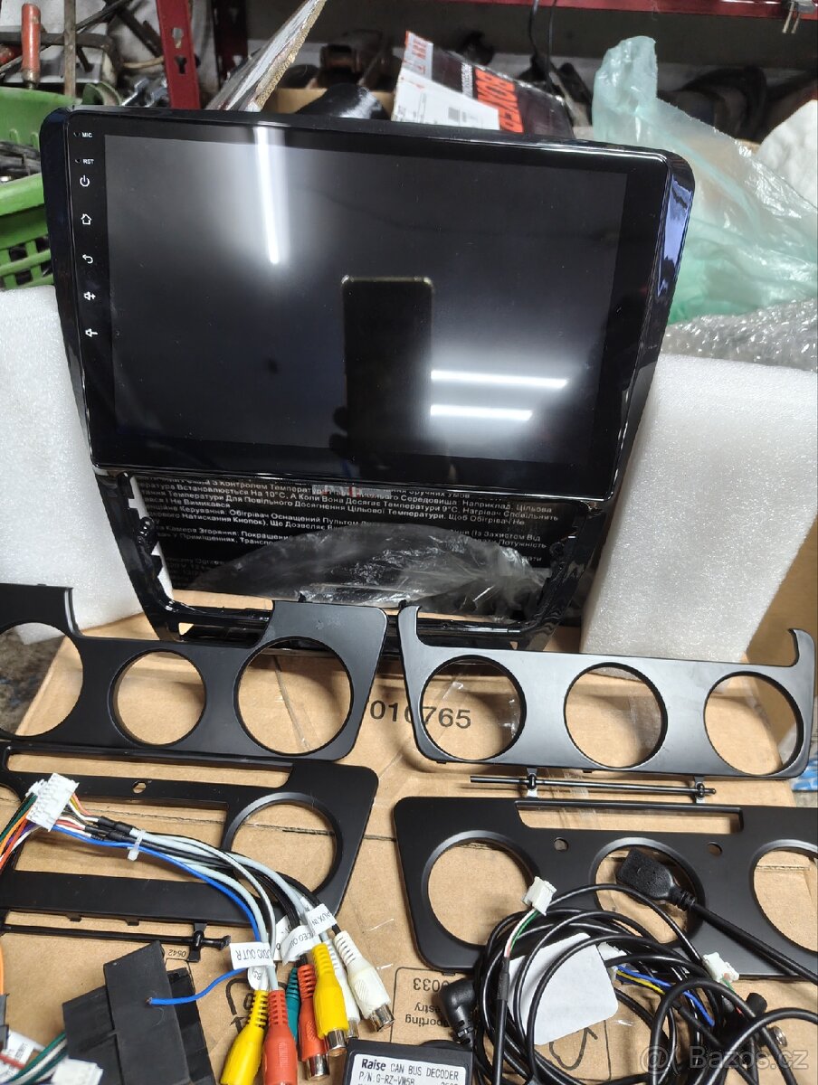 2din autorádio Škoda Octavia 2 - 2