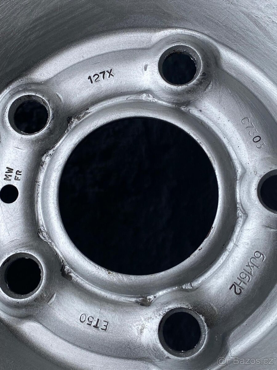 Plechova kola 16-renault trafic - 2