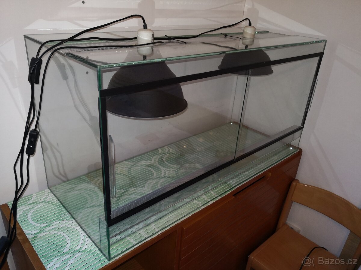 Terarium pro agamy - 2