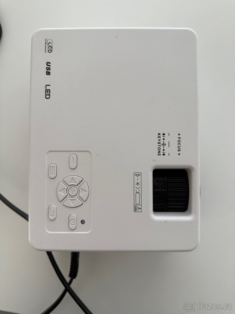 Projektor - 2