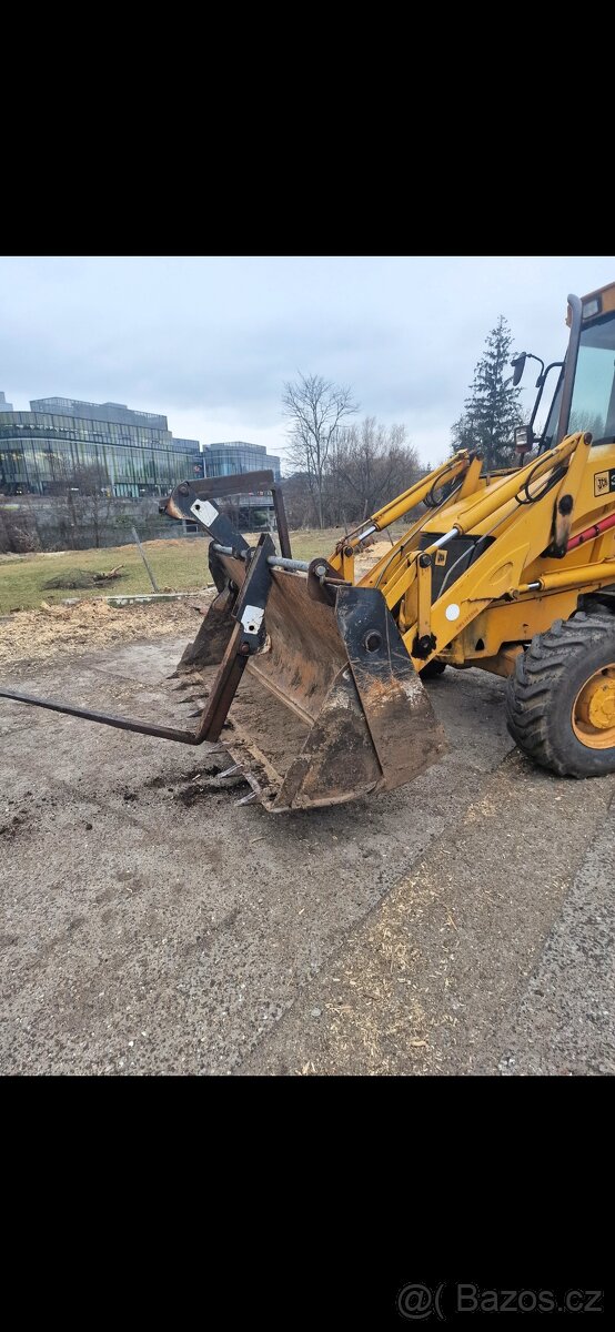 Prodám JCB 3CX - 2