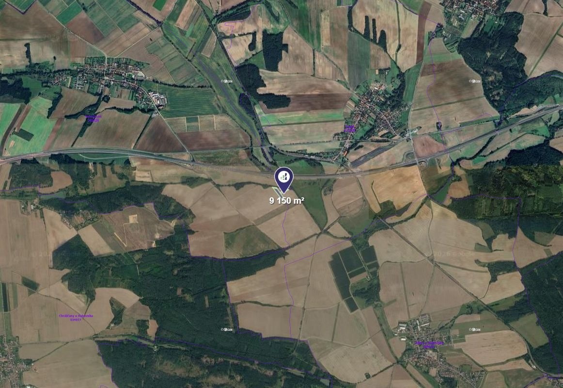 Prodej podílu 1/4 pole 2 288 m², Nesuchyně - 2