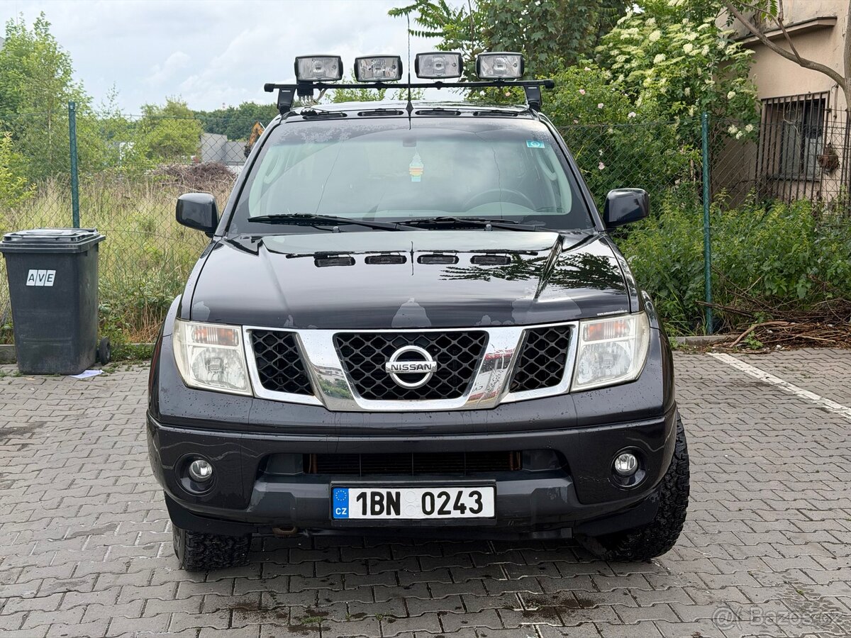 Nissan Navara D40 2008 - 2