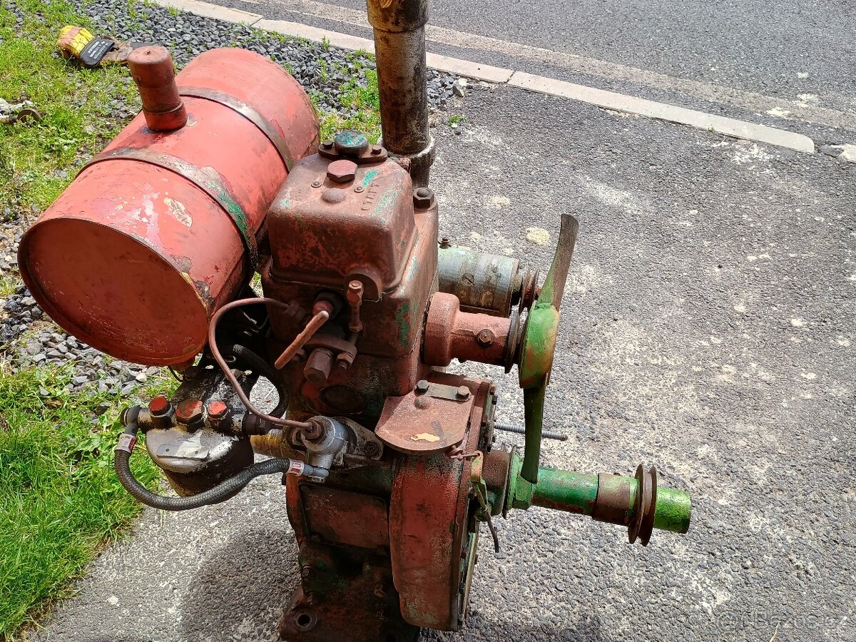 Motor Slávia - 2