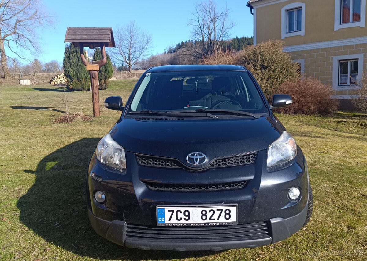 Toyota Urban Cruiser 1.4D 4x4 - 2