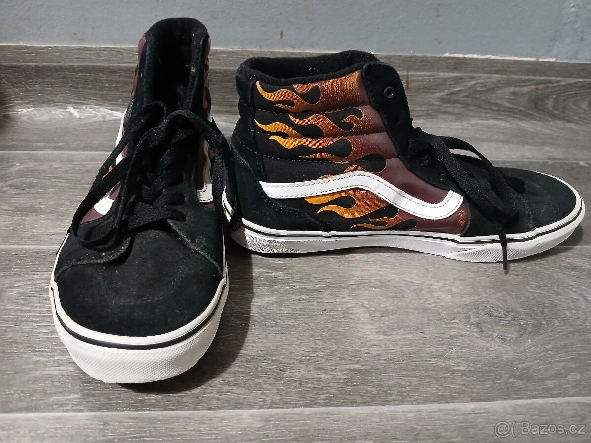 Botasky Vans - 2