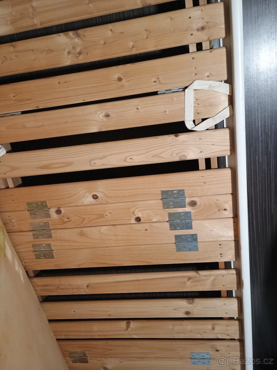 Bílá postel jednolůžko vč. roštu a matrace - 2