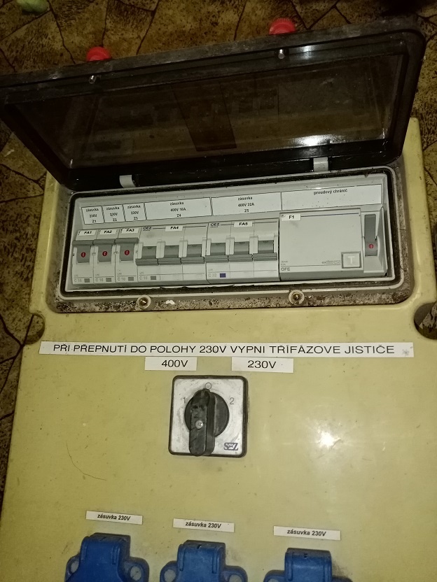 Stavební rozvaděče. - 2