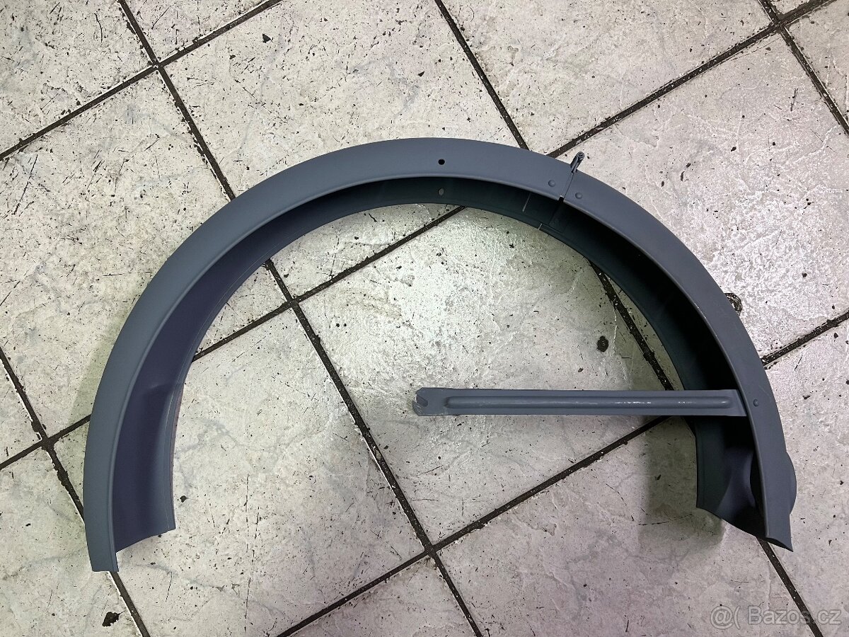 Zadní blatník Jawa pérák - 2