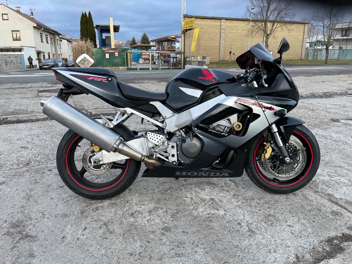 Honda CBR 929RR Fireblade - 2