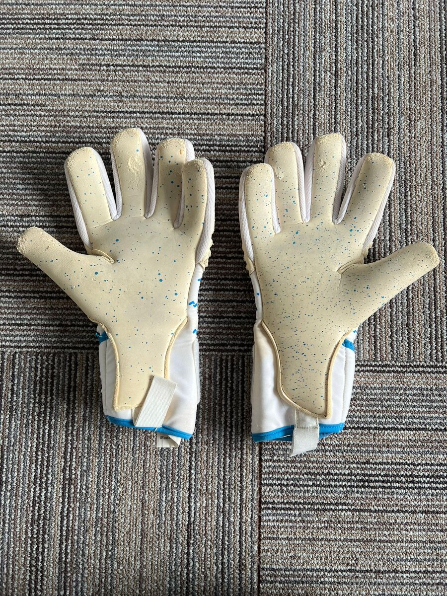 Fotbalové rukavice - 2