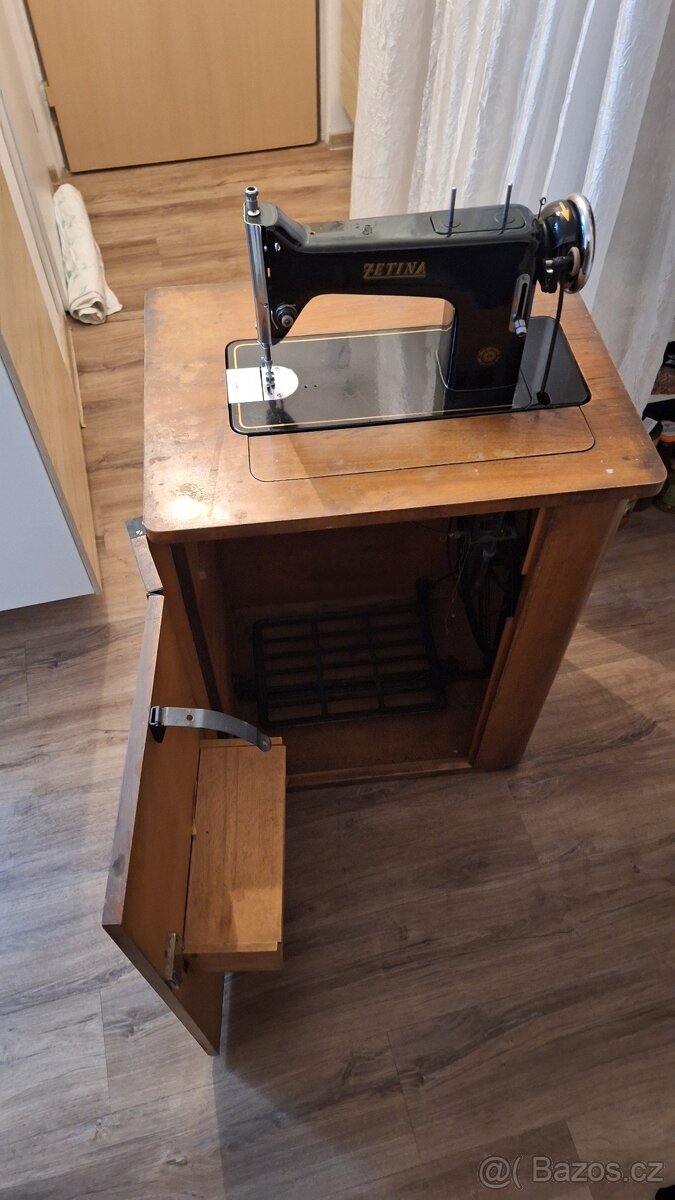 Šicí stroj Zetina - 2
