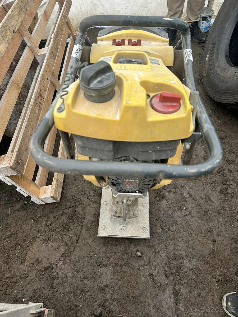 Vibrační pěch BOMAG 65 Hmotnost 68 kg - 2