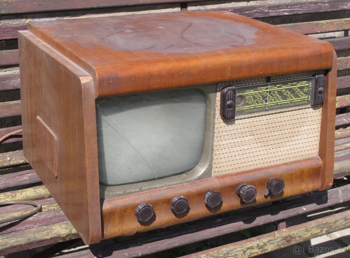 Televizní přijímač TESLA 4002A - 2