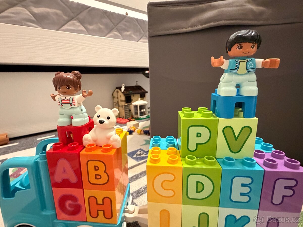 Lego Duplo 10915 Náklaďák s abecedou - 2