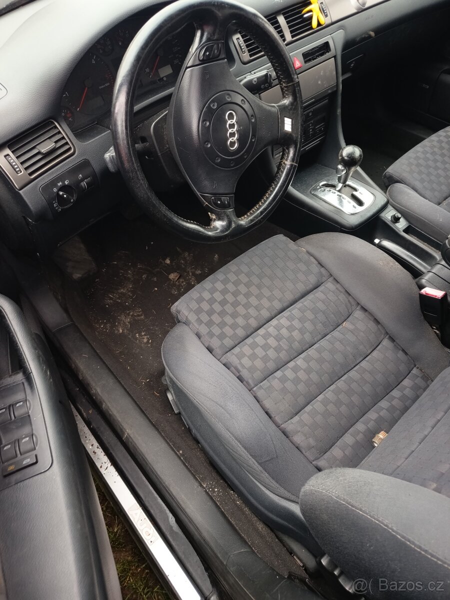 Prodám kompletní motor na Audi A6 Avant,2.5 TDI, 132kw - 2