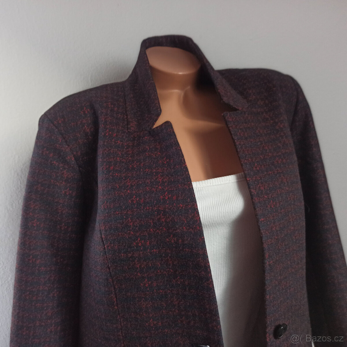 NOVÝ dámský elegantní kabátek 42 - 44 MÍRNÁ ZIMA - 2