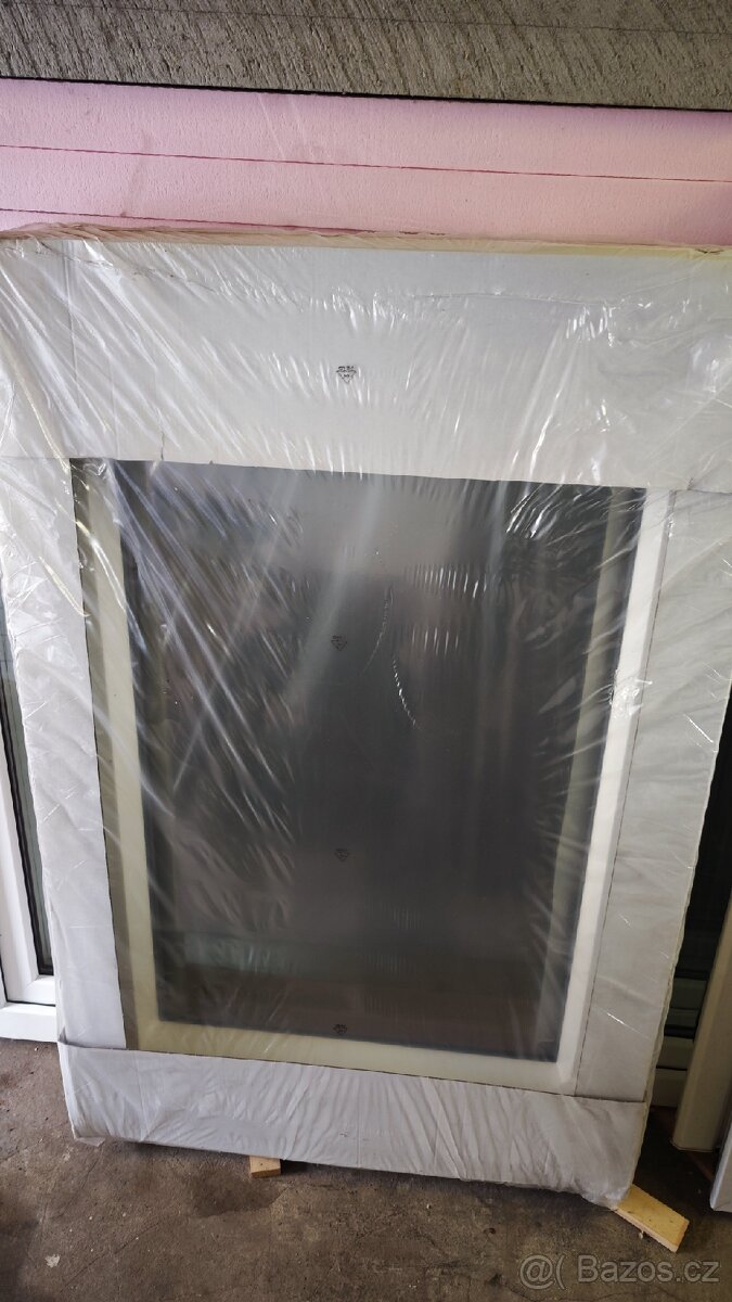 Střešní okno 78x118 - 2