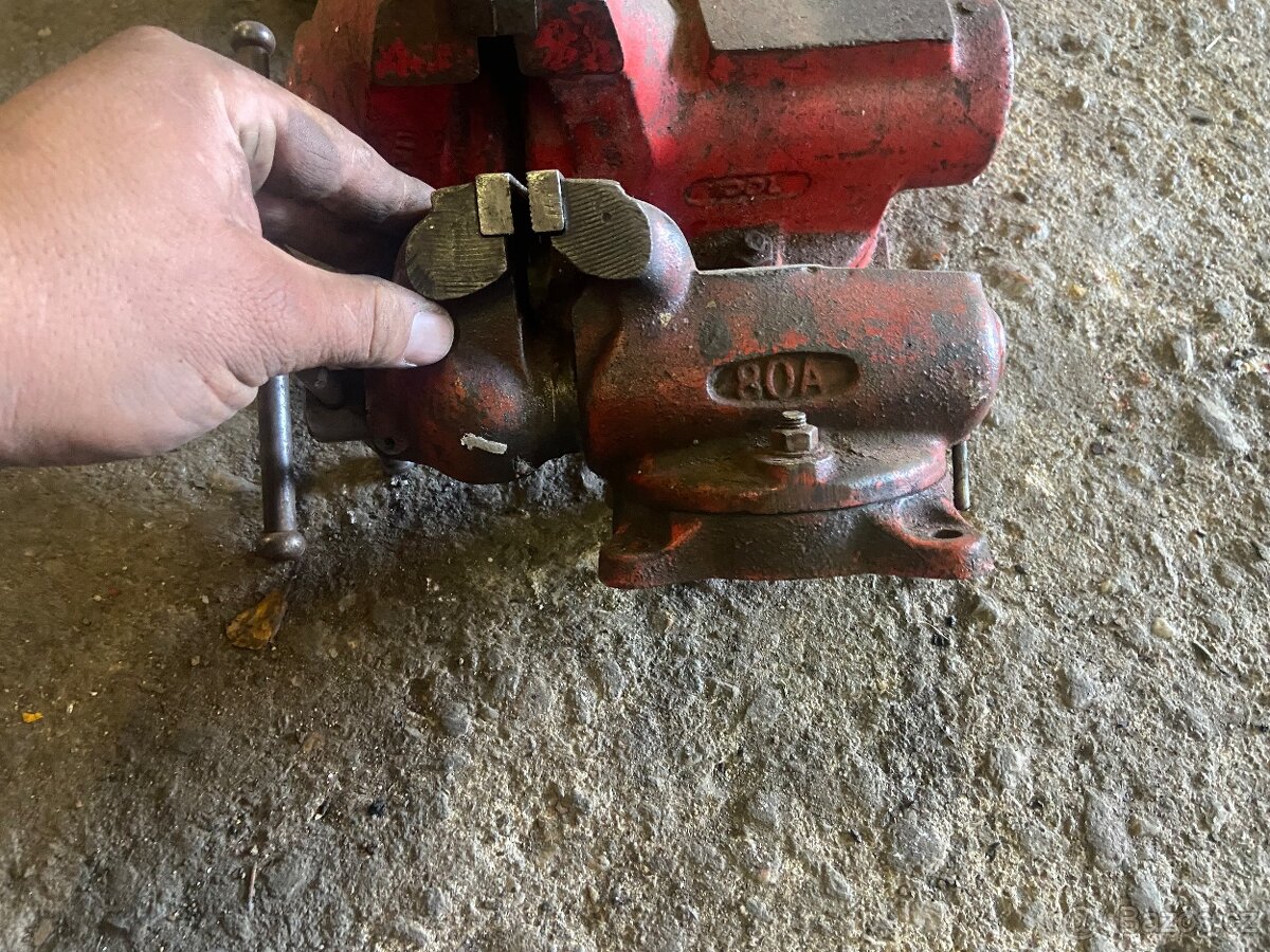 Prodám svěráky - 2