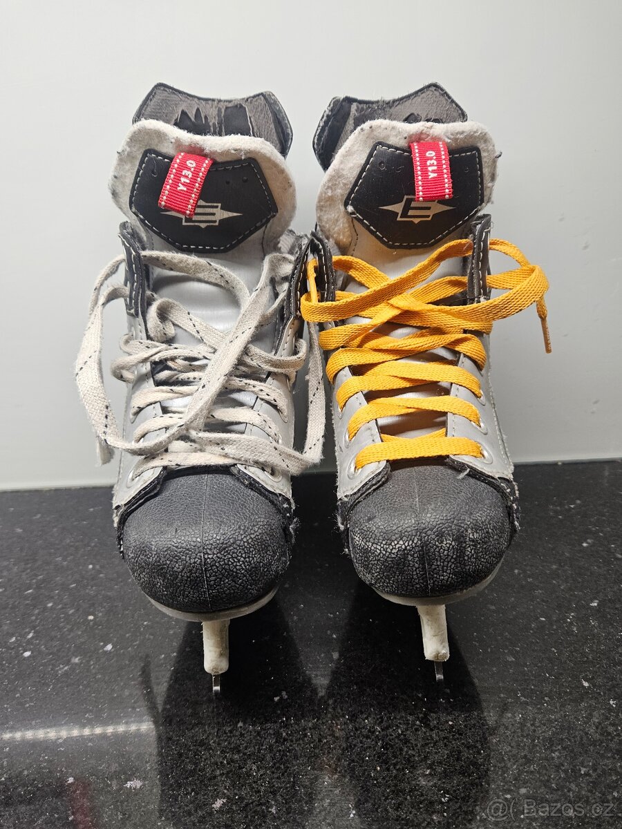 Chlapecké brusle vel.33 - 2