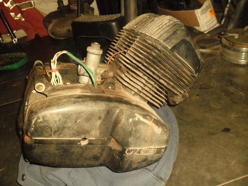 Jawa 250/623 Bizon Oilmaster - 2