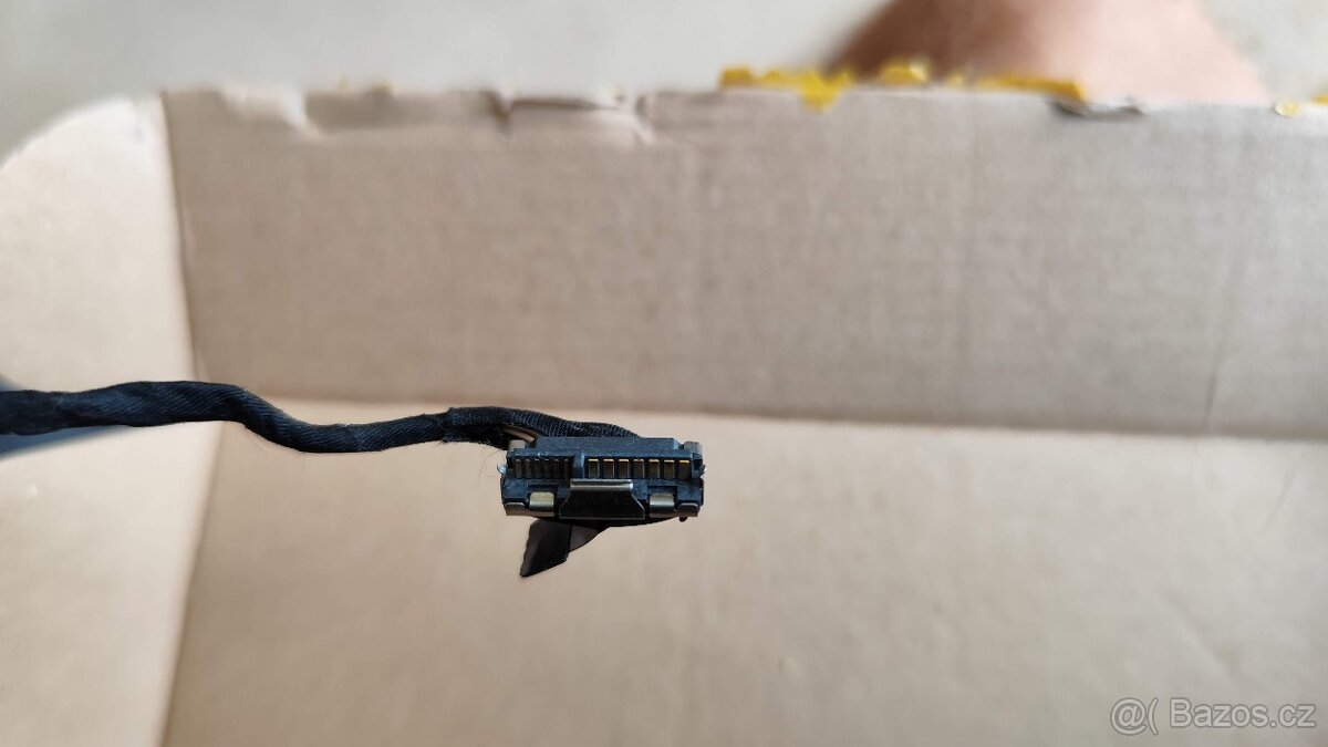 Konektor SATA DVD mechaniky HP Pavilion - 2