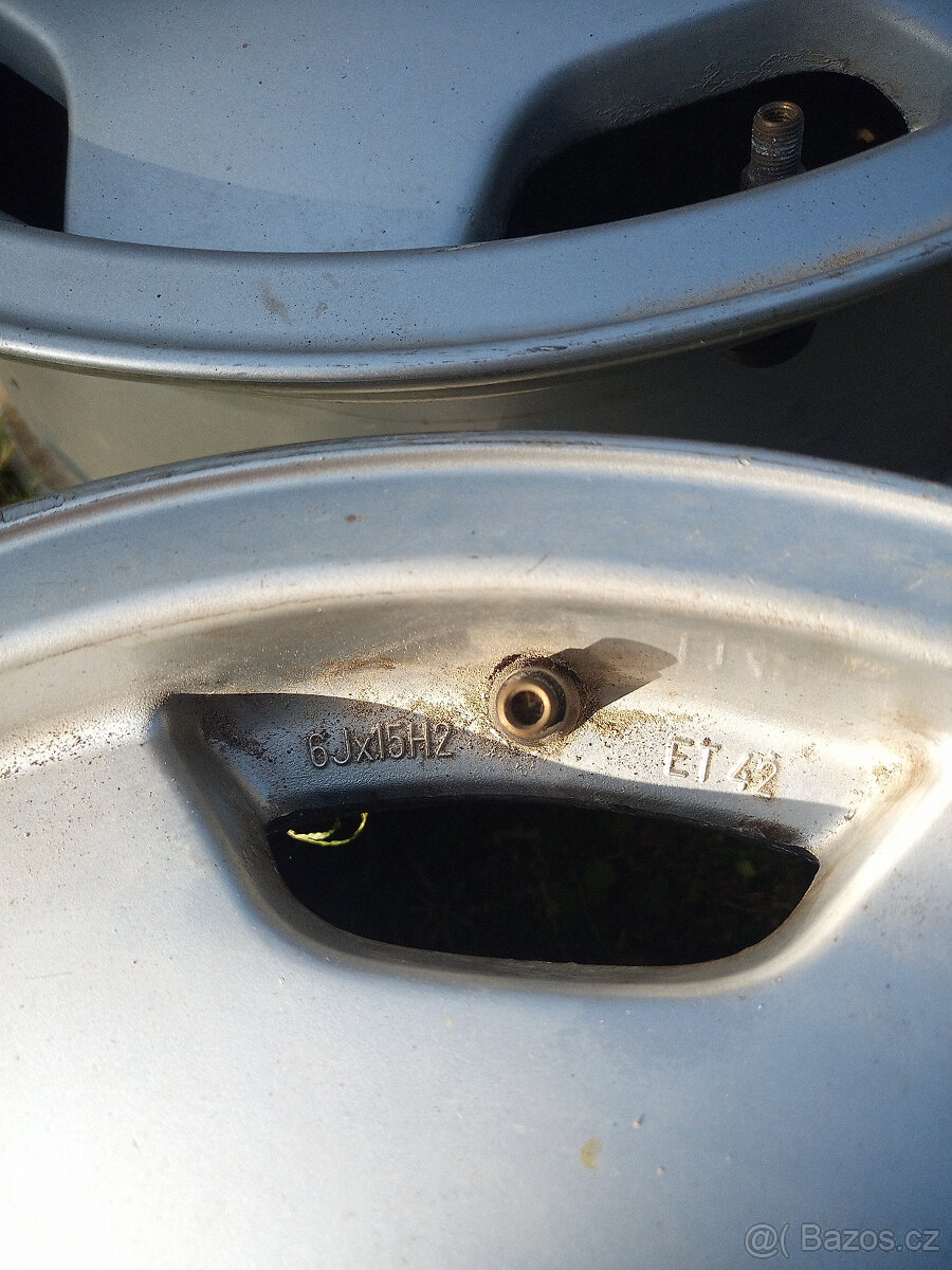 Audi 80 original disky 15" - 2