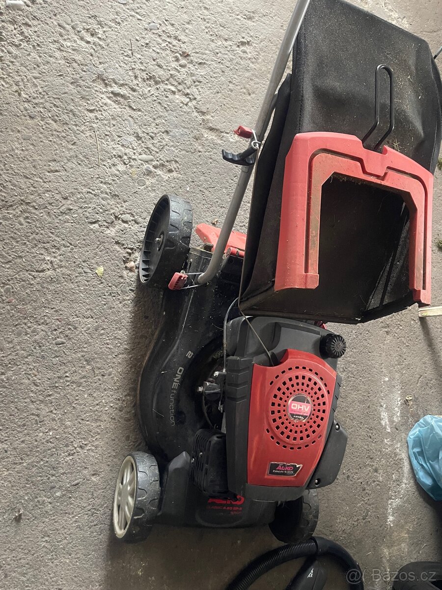 Benzínová sekačka s pojezdem - 2