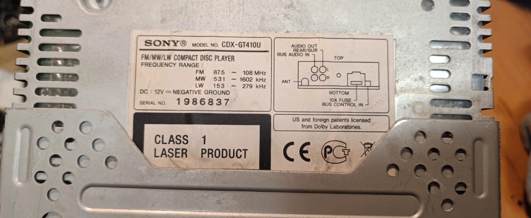 Autorádio SONY CDX - 2