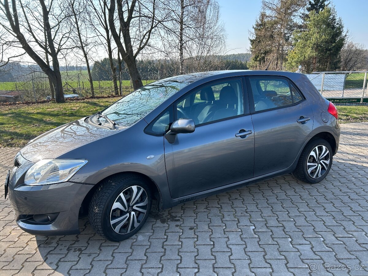 TOYOTA AURIS hatchback, rok výroby 2007 - 2