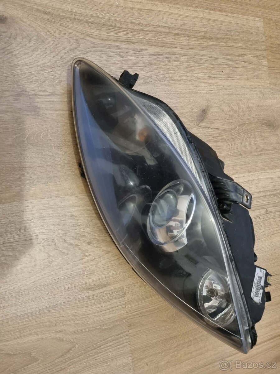 Seat Altea, Leon xenon (před faceliftem) - 2