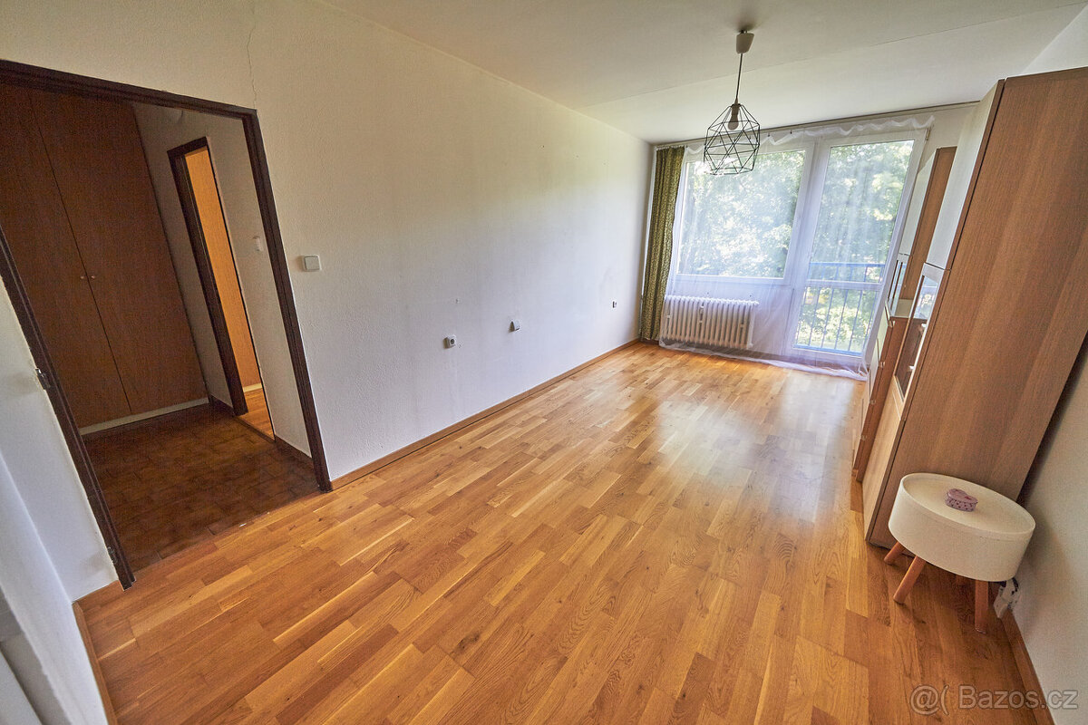 2+kk, 45 m², Praha 8 Kobylisy ul. Frýdlantská, po rekonstr., - Ansicht 2