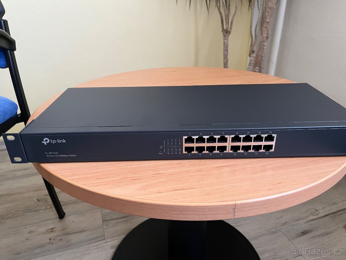 Switch TP-Link TL-SF1016 - 2