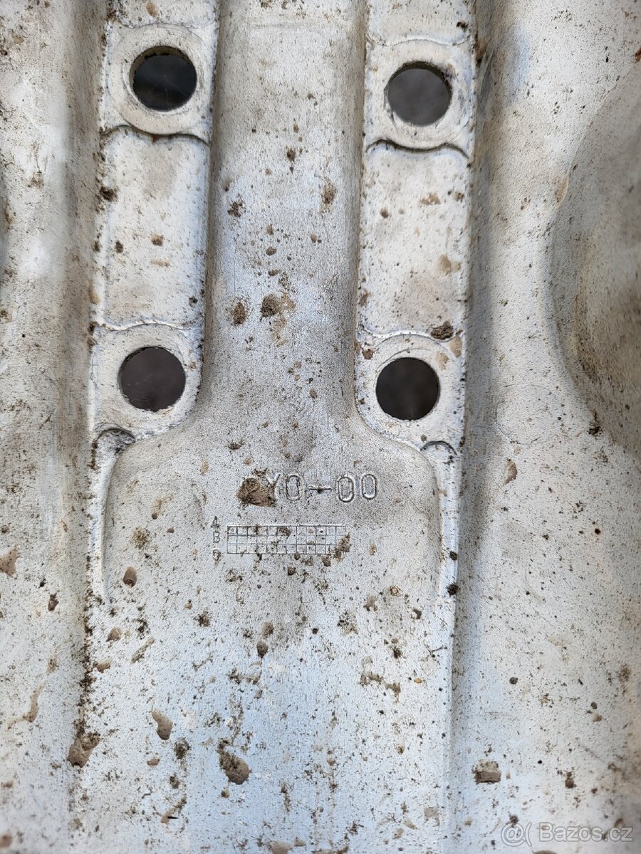 Yamaha XT 500 přední blatník - 2