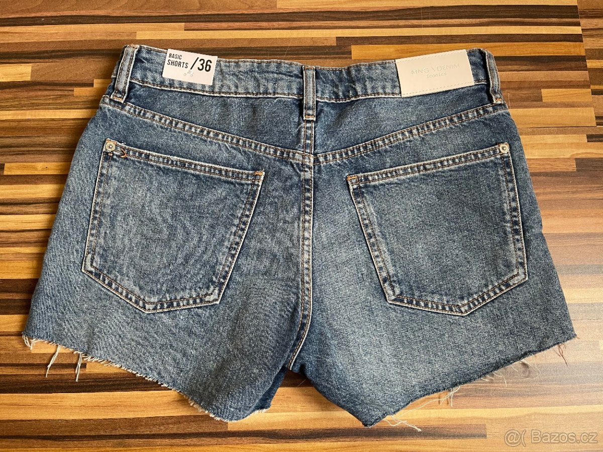 Dámske kraťasy Mango - 2