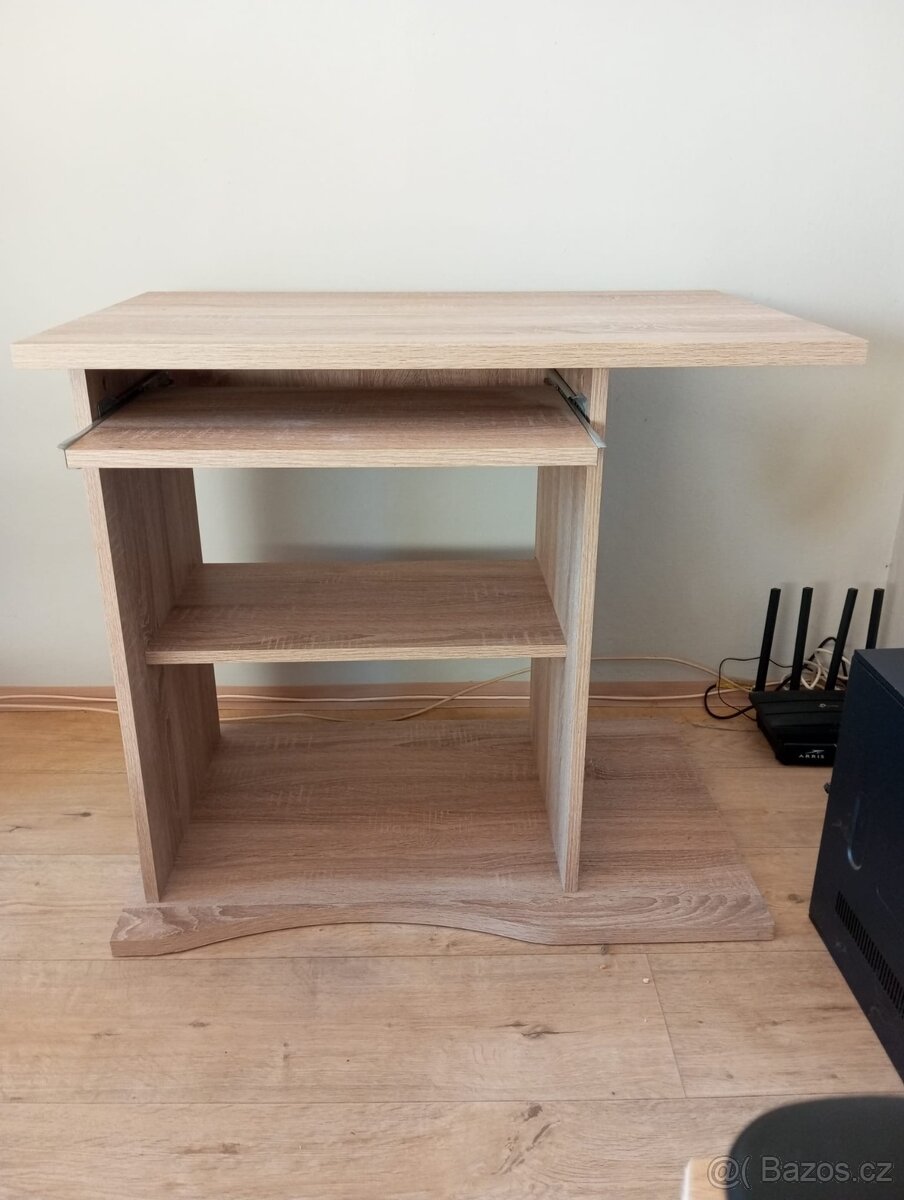 Počítačový stůl a židle - 2
