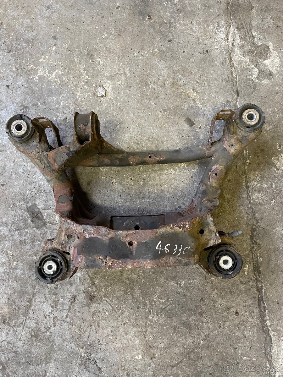 E46 zadní nápravnice benzin - 2