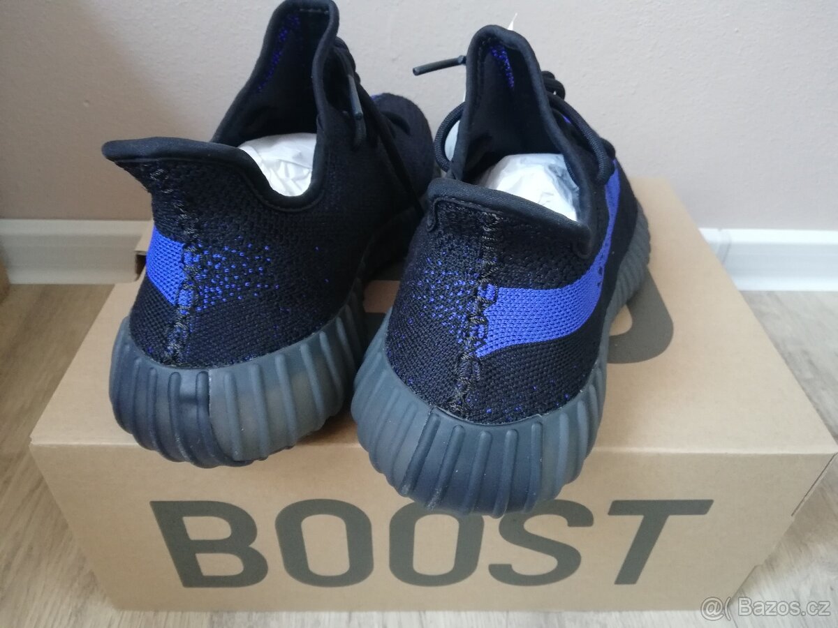 Yeezy Boost 350 V2 Dazzling Blue - DSWT - 2
