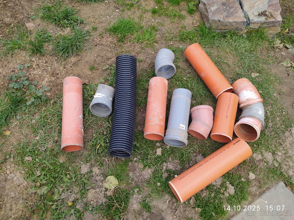 Geigery, husí krky, kolena, roury - 2