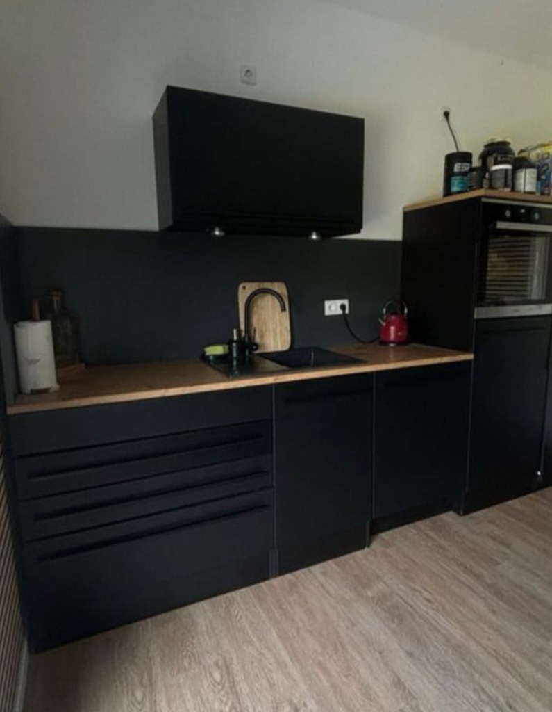 Moderní černá linka s ostrůvkem,6170 - 2